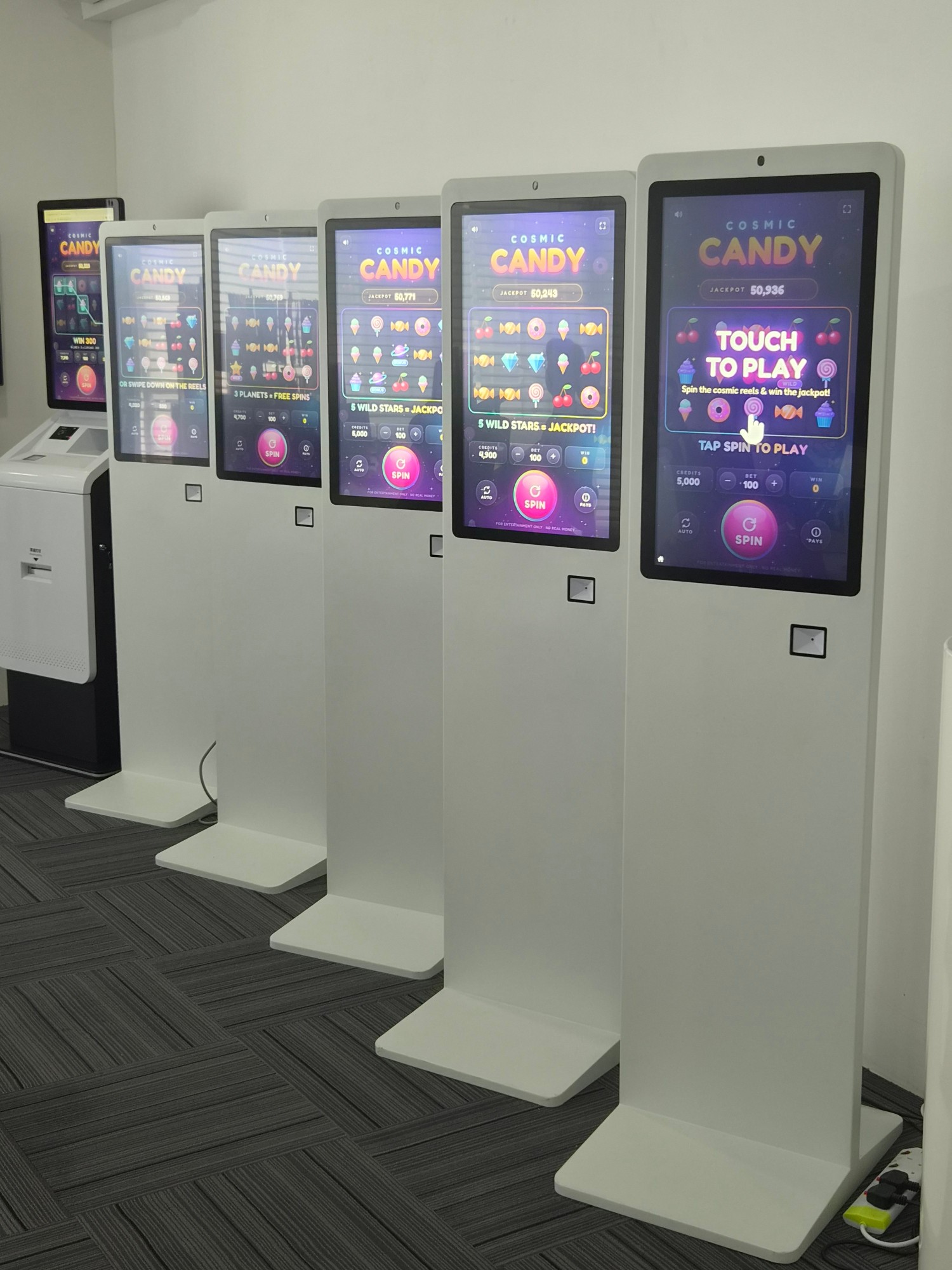 Digital Jackpot Slot Machine